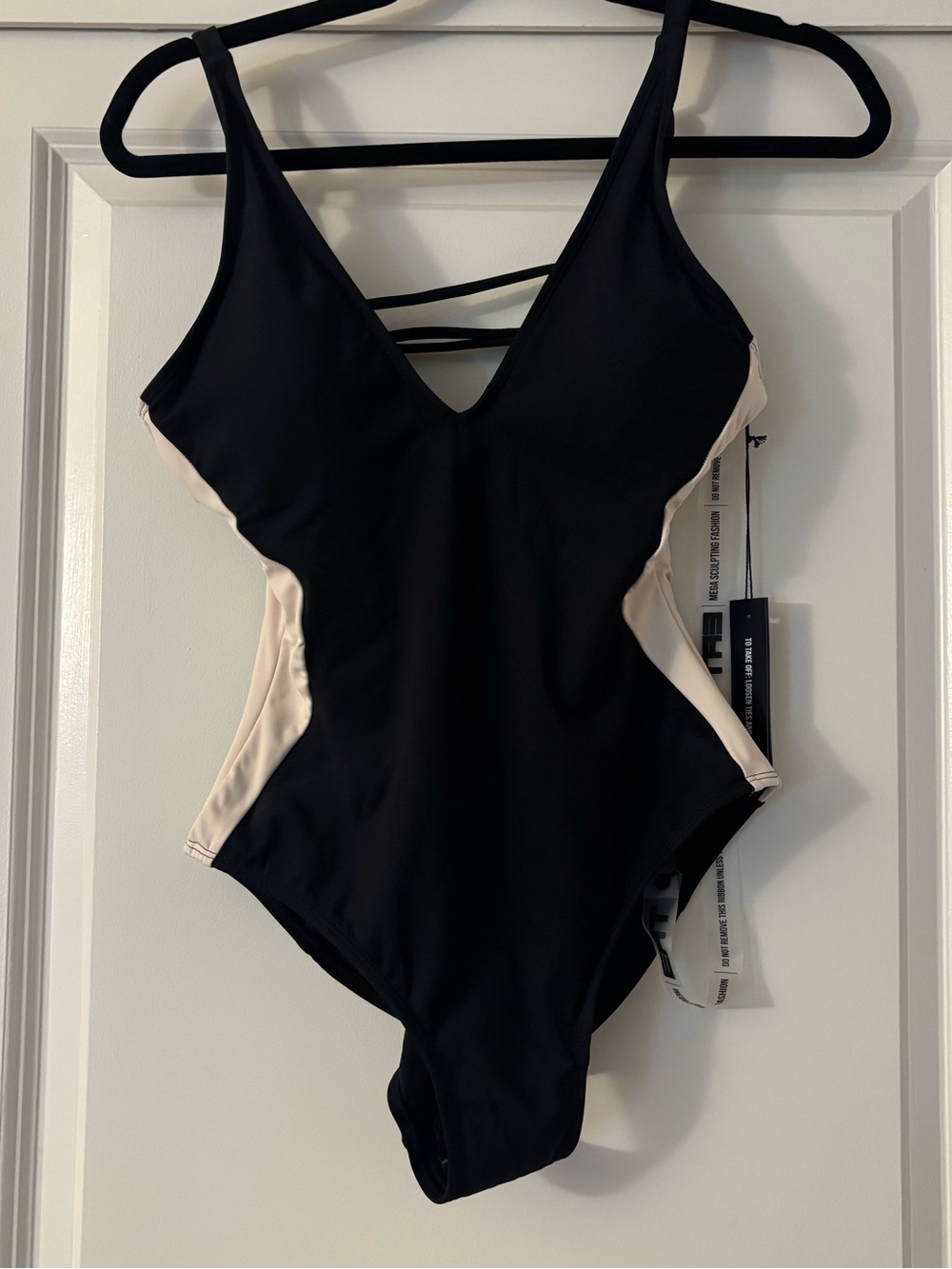 NWT TA3 Plungey Contour Swimsuit Size S Short - Picture 2 of 7